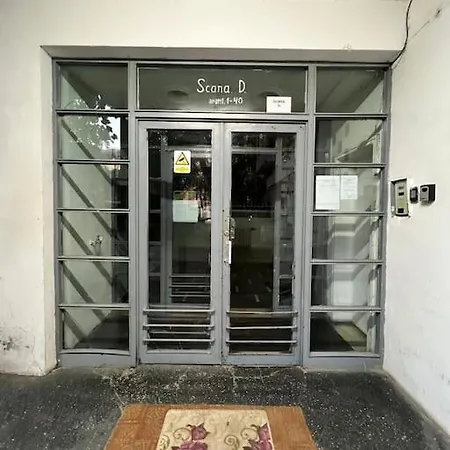 Heart Of #victoriei * Bukarest